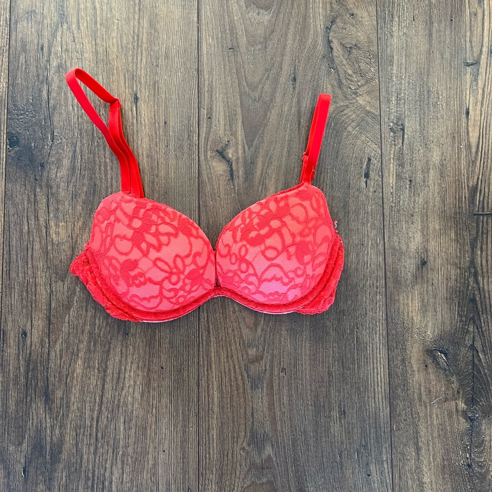 ✨Victoria’s Secret Bra 32B